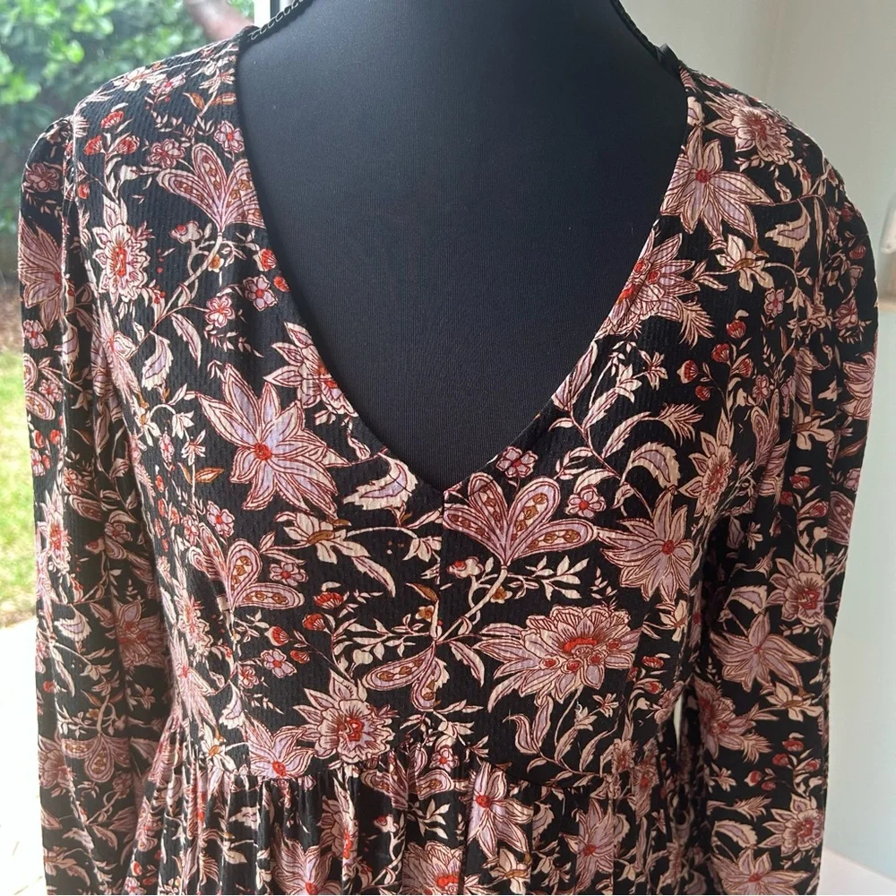 Knox Rose Black Dress with Pink Floral Print - Long Sleeve V-Neck - Picture 2 of 4